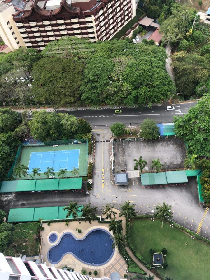 Beach Resort Home Stay Sri Sayang Apartment Batu Ferringhi 2Bedroom Exterior photo