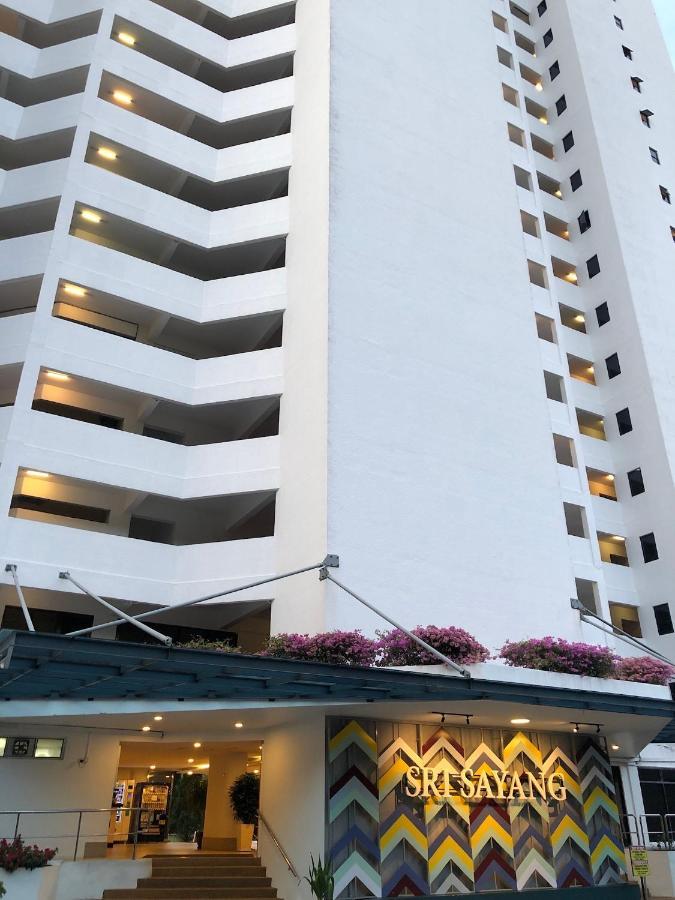 Beach Resort Home Stay Sri Sayang Apartment Batu Ferringhi 2Bedroom Exterior photo